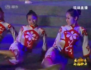 直擊深圳廣電集團(tuán)電視祈?；顒?dòng)晚會(huì)現(xiàn)場(chǎng)(圖)